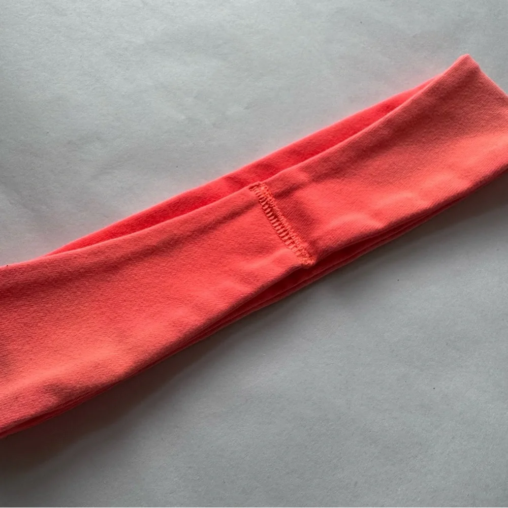 Lululemon Fly Away Tamer Headband II Poppy Coral Luxtreme Lycra Sweat Wicking